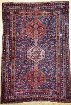 Image Antique Khamseh, Persia, around 1900, wool on wool, approx. 280 x 190 cm, condition: 3 (restored creases). Rugs, Carpets & Flatweaves