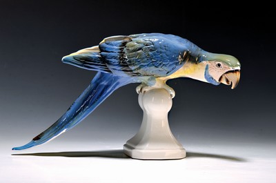 Image Porcelain figure/parrot, Royal Dux, 20th century, polychrome painted, L. approx. 22 x 40 cm