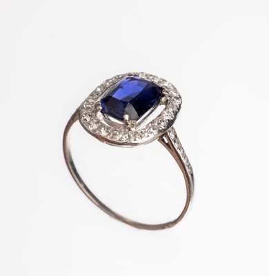 Image 18 kt gold sapphire diamond ring
